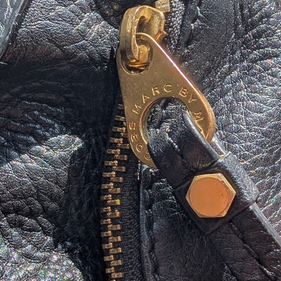 Black Leather Shoulder Bag - Picture 5 of 5